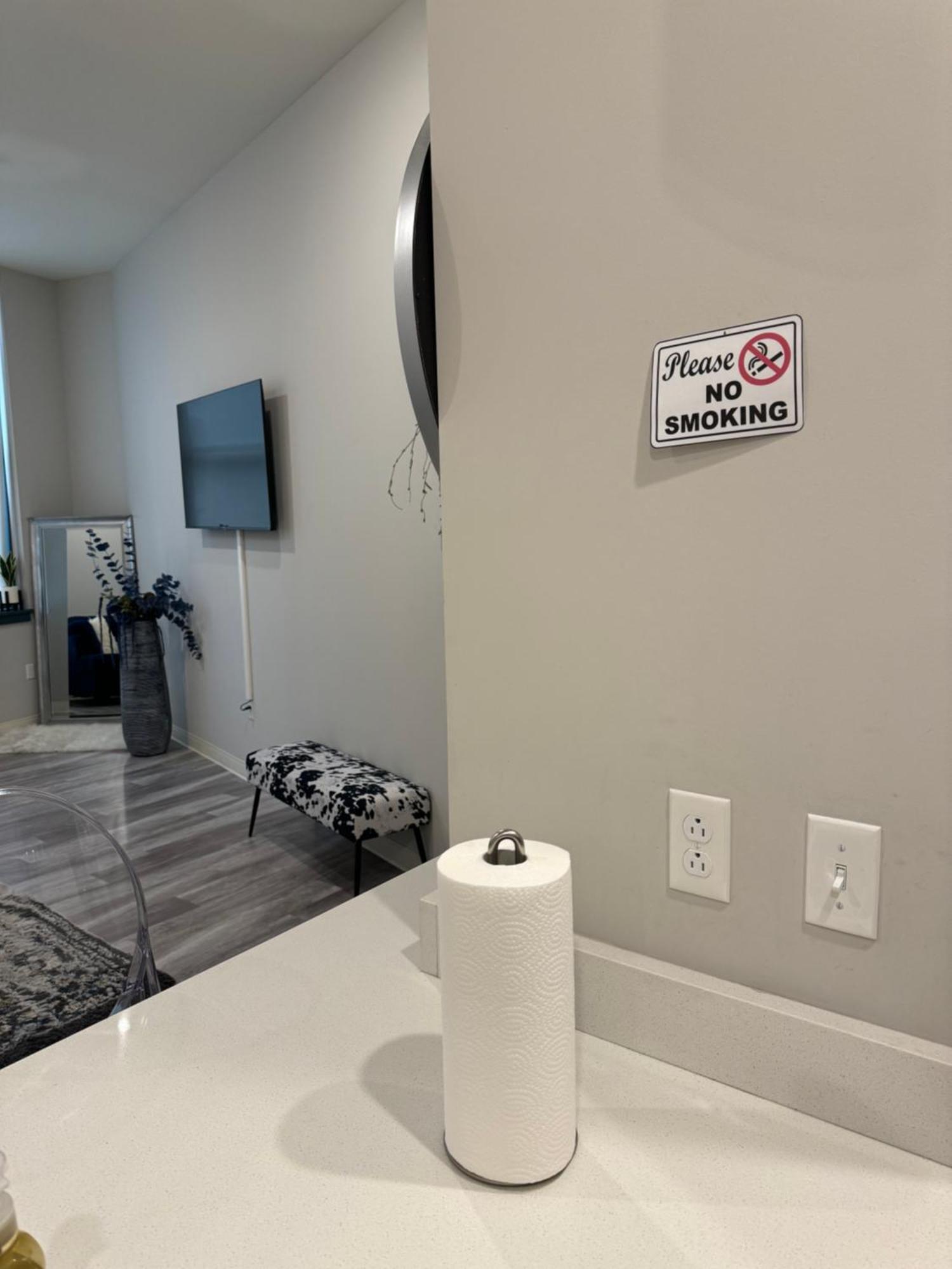 Beautiful Condo/Rooftop Patio With Free Parking Cleveland Exterior foto