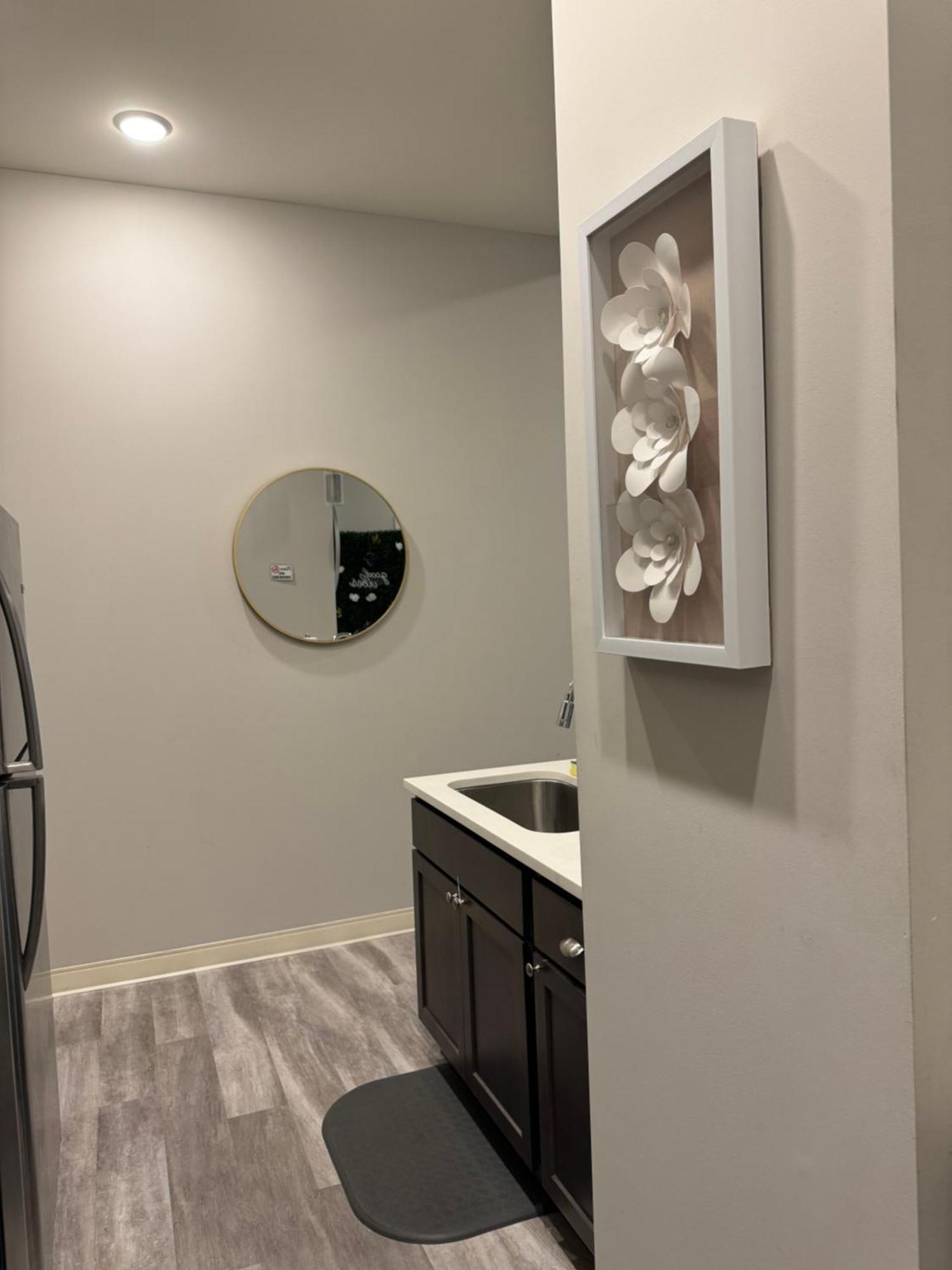 Beautiful Condo/Rooftop Patio With Free Parking Cleveland Exterior foto